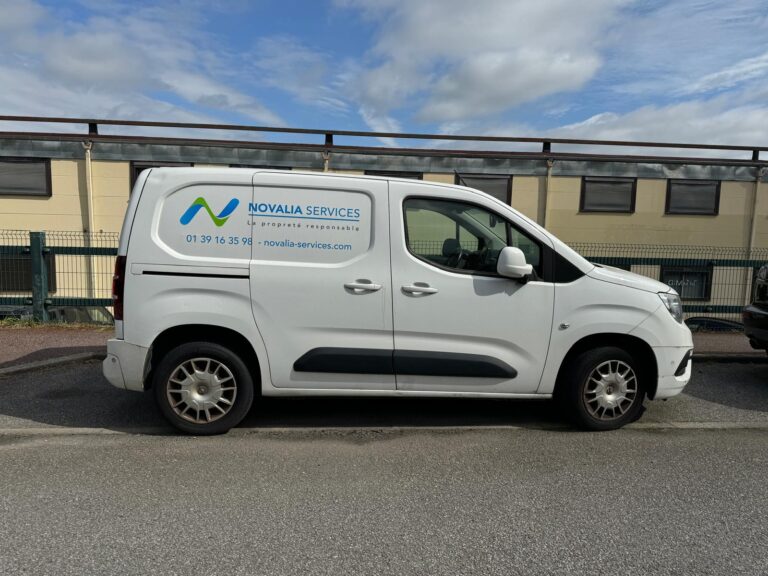 Débarras de garage complet à Conflans-Sainte-Honorine Service rapide et efficace